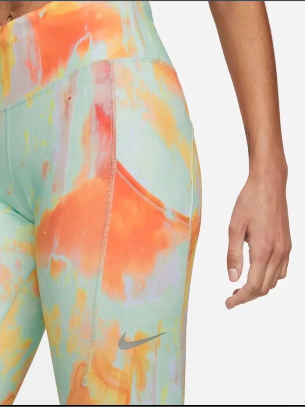 NWT Vibrant Nike Performance Running Set - Picture 5 of 8